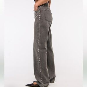 Abercrombie & Fitch The Loose High Rise Grey Studded Jeans Size 34 Long NWT